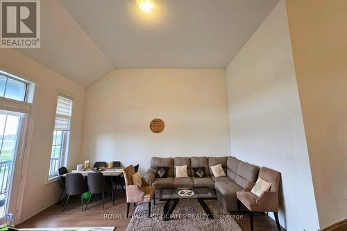 133 Marcel Brunnelle Drive, Whitby, ON - Indoor