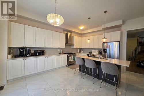 133 Marcel Brunnelle Drive, Whitby, ON - Indoor Photo Showing Kitchen