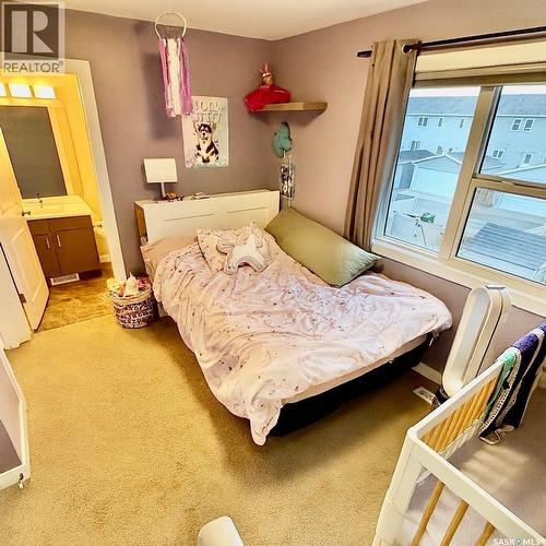 7989 Canola Avenue, Regina, SK - Indoor Photo Showing Bedroom