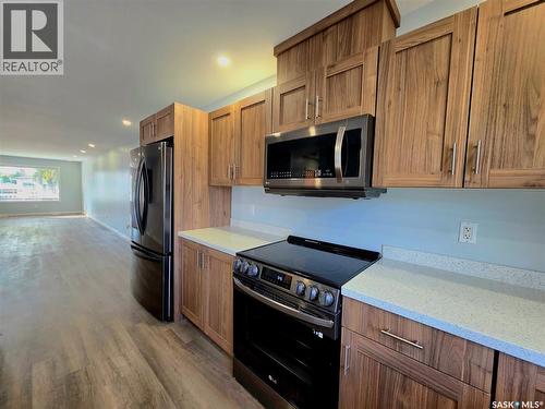 720 O Avenue S, Saskatoon, SK - Indoor Photo Showing Kitchen