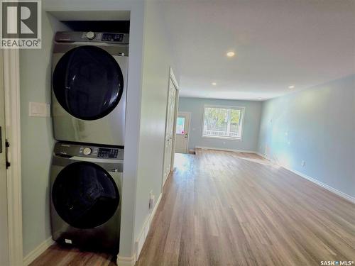 720 O Avenue S, Saskatoon, SK - Indoor Photo Showing Laundry Room