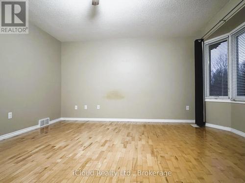 20 Daybreak Drive, London East, ON - Indoor Photo Showing Other Room