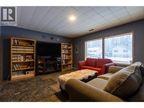 3 Mt Proctor Avenue, Fernie, BC - Indoor Photo Showing Living Room