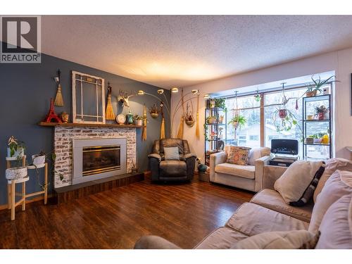 3 Mt Proctor Avenue, Fernie, BC - Indoor Photo Showing Living Room With Fireplace