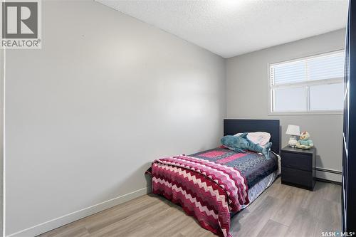 202 802B Kingsmere Boulevard, Saskatoon, SK - Indoor Photo Showing Bedroom