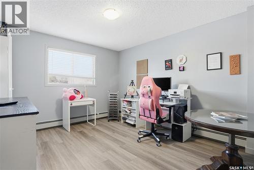 202 802B Kingsmere Boulevard, Saskatoon, SK - Indoor Photo Showing Office