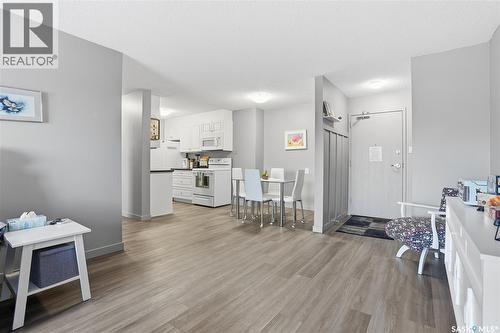202 802B Kingsmere Boulevard, Saskatoon, SK - Indoor