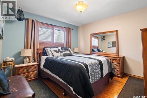 182 Scarth Street N, Regina, SK - Indoor Photo Showing Bedroom