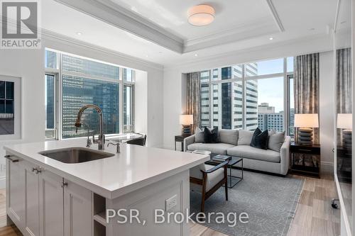 3605 - 311 Bay Street, Toronto, ON - Indoor