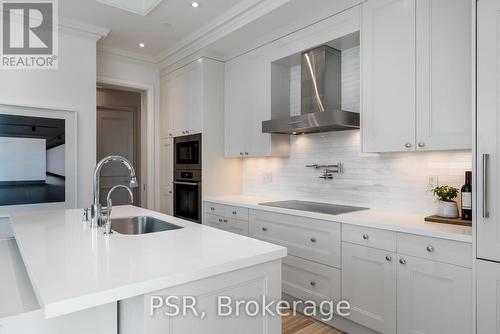 3605 - 311 Bay Street, Toronto, ON - Indoor Photo Showing Kitchen With Upgraded Kitchen