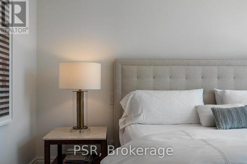 3605 - 311 Bay Street, Toronto, ON - Indoor Photo Showing Bedroom