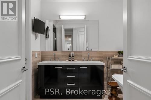 3605 - 311 Bay Street, Toronto, ON - Indoor Photo Showing Bathroom