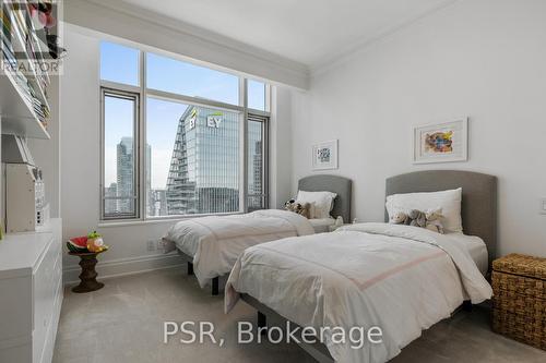 3605 - 311 Bay Street, Toronto, ON - Indoor Photo Showing Bedroom