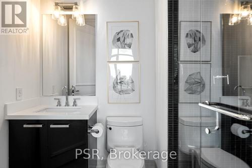 3605 - 311 Bay Street, Toronto, ON - Indoor Photo Showing Bathroom