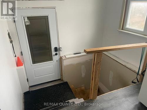 27 First Avenue, Quinte West (Trenton Ward), ON - Indoor Photo Showing Other Room