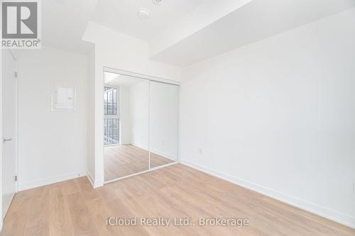 719 - 1037 The Queensway, Toronto, ON - Indoor Photo Showing Other Room