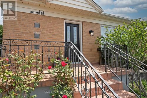 397 BARTOS DRIVE  Oakville (Co Central), ON L6K 3E5