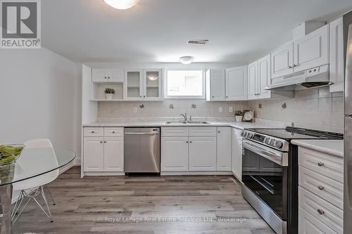 397 Bartos Drive, Oakville (Co Central), ON - Indoor Photo Showing Kitchen With Stainless Steel Kitchen With Double Sink