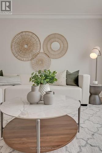 397 Bartos Drive, Oakville (Co Central), ON - Indoor Photo Showing Other Room