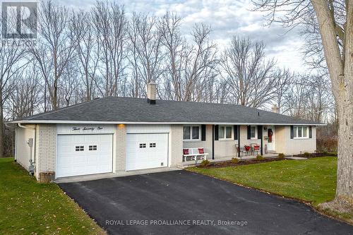 371 Maple Avenue, Deseronto (Deseronto (Town)), ON - Outdoor With Facade