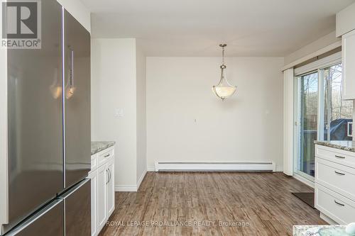 371 Maple Avenue, Deseronto (Deseronto (Town)), ON - Indoor