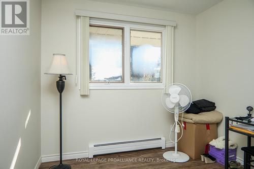 371 Maple Avenue, Deseronto (Deseronto (Town)), ON - Indoor Photo Showing Other Room