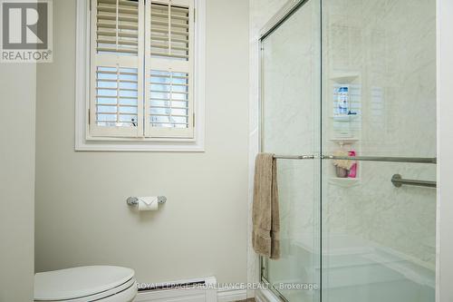 371 Maple Avenue, Deseronto (Deseronto (Town)), ON - Indoor Photo Showing Bathroom