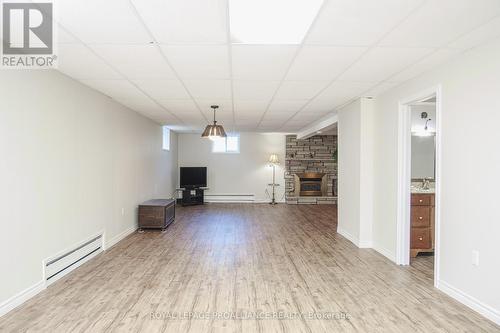 371 Maple Avenue, Deseronto (Deseronto (Town)), ON - Indoor With Fireplace