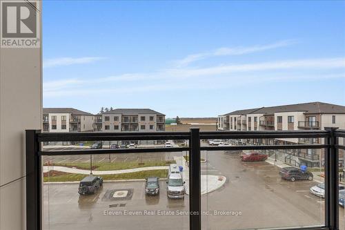 91 - 940 St. Davids Street, Centre Wellington, ON - Outdoor