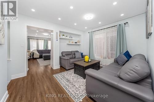 87 Fletcher Circle, Cambridge, ON - Indoor Photo Showing Living Room