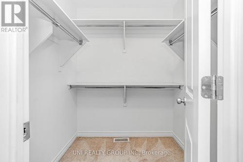 715 Decoeur Drive, Ottawa, ON - Indoor With Storage