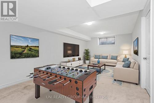 715 Decoeur Drive, Ottawa, ON - Indoor Photo Showing Living Room