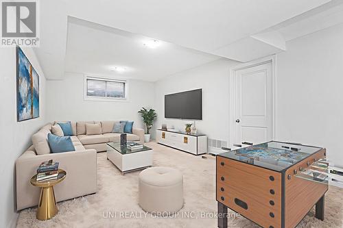 715 Decoeur Drive, Ottawa, ON - Indoor Photo Showing Other Room