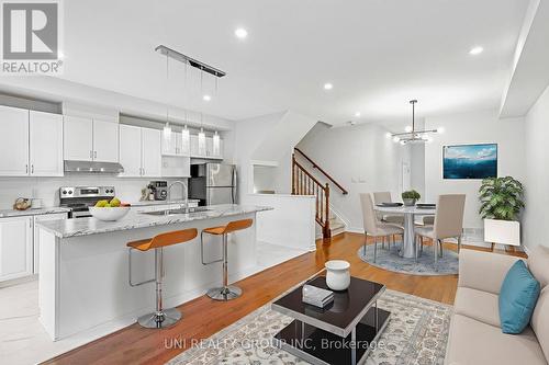 715 Decoeur Drive, Ottawa, ON - Indoor