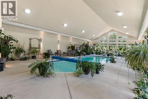 1480 Nighthawk Drive, Castlegar, BC - Indoor Photo Showing Other Room With In Ground Pool