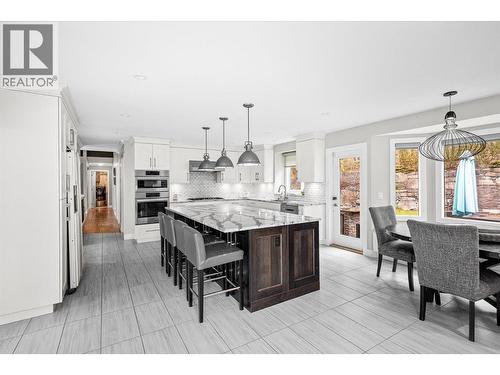 3885 Miller Road, Kelowna, BC - Indoor