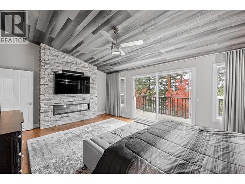 3885 Miller Road, Kelowna, BC - Indoor With Fireplace