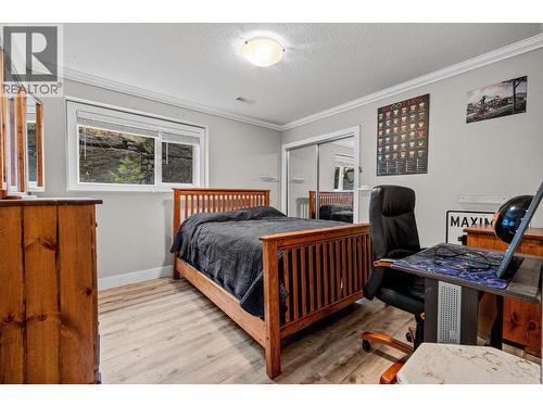 3885 Miller Road, Kelowna, BC - Indoor Photo Showing Bedroom