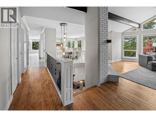 3885 Miller Road, Kelowna, BC - Indoor