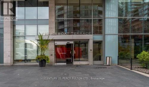 1211 - 15 Iceboat Terrace, Toronto, ON - Outdoor