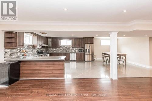 14394 Bramalea Road, Caledon, ON - Indoor Photo Showing Kitchen With Upgraded Kitchen