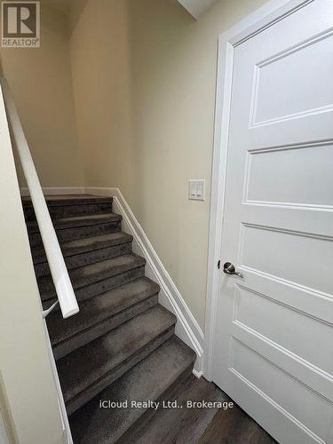 521 Honeylocust Avenue, Ottawa, ON - Indoor Photo Showing Other Room