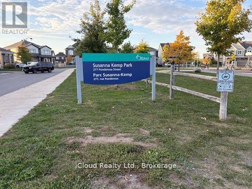 521 Honeylocust Avenue, Ottawa, ON - Outdoor