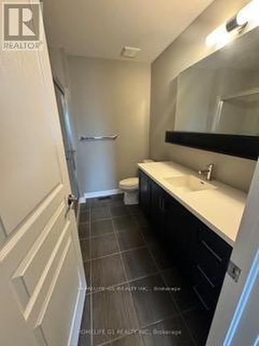 2 - 1890 Rymal Road E, Hamilton, ON - Indoor Photo Showing Bathroom