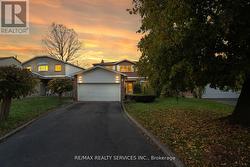 18 MITCHELL AVENUE  Brampton, ON L6Z 1H3