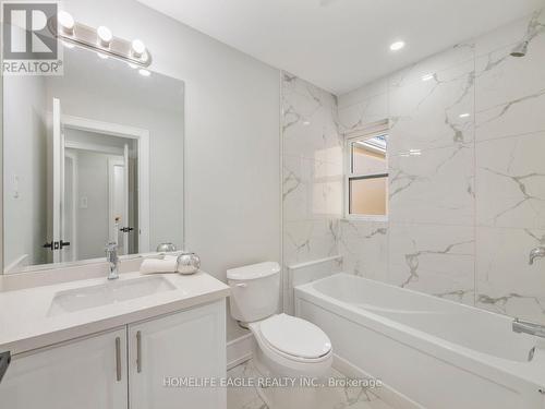 15 Malta Street, Toronto, ON - Indoor Photo Showing Other Room