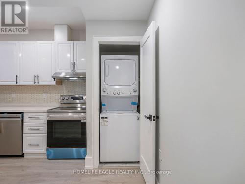 15 Malta Street, Toronto, ON - Indoor Photo Showing Laundry Room