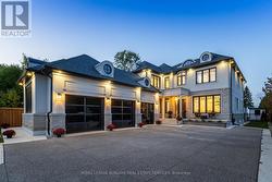 7 CAMPVIEW ROAD  Hamilton, ON L8E 5E2