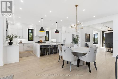 7 Campview Road, Hamilton, ON - Indoor Photo Showing Dining Room