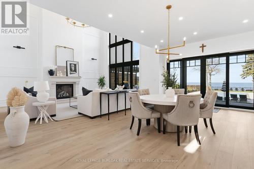 7 Campview Road, Hamilton, ON - Indoor Photo Showing Dining Room